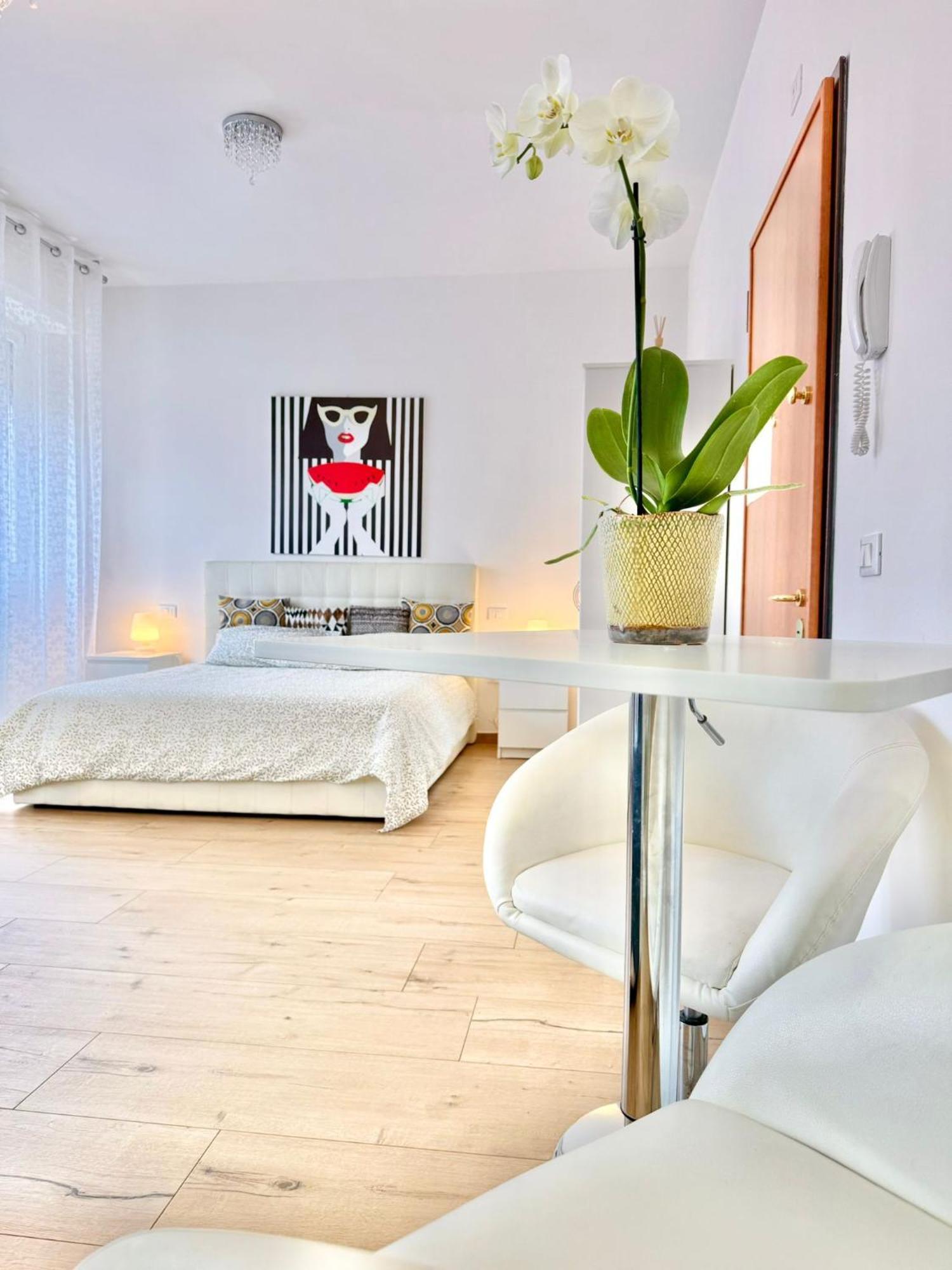 Travel Fiera Apartment Bologna Ngoại thất bức ảnh